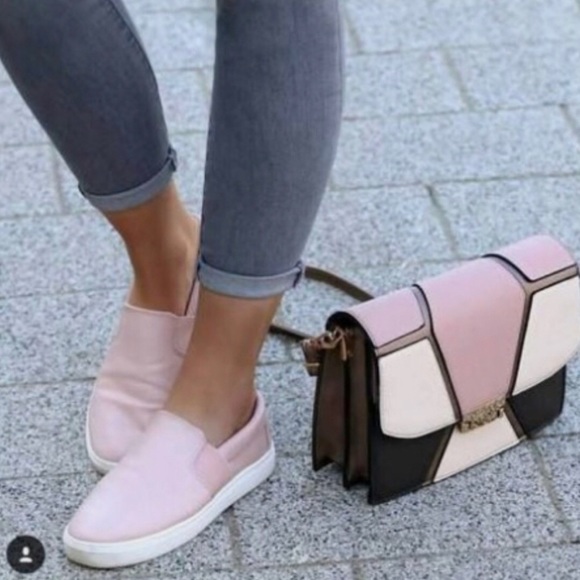 Vince Camuto Slip On Women Sneakers - Picture 1 of 7